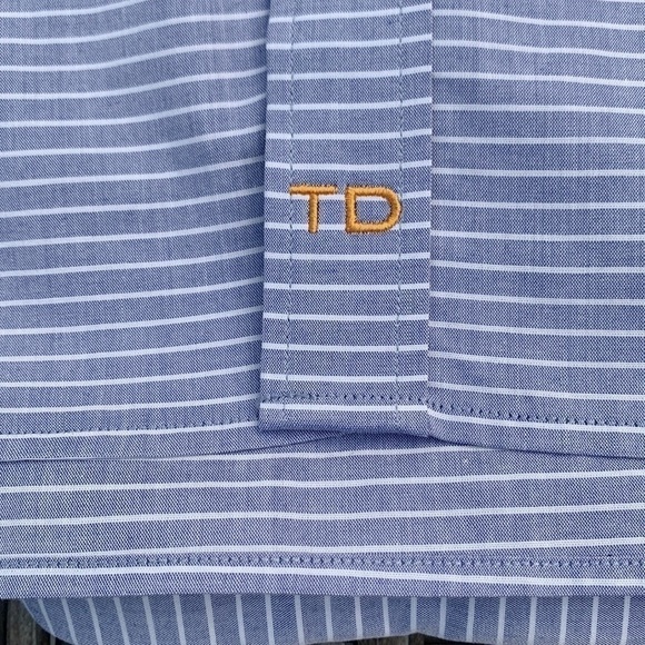 Nwot THOMAS DEAN Blue Chambray and White Striped Short Sleeve Button Down - Picture 11 of 13
